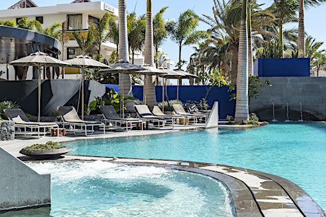 Bohemia Suites & Spa